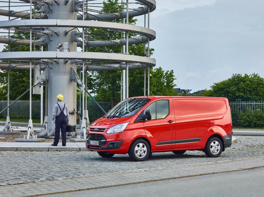  Ford Transit Custom EcoBlue 2016 года  (фото 8 из 16)